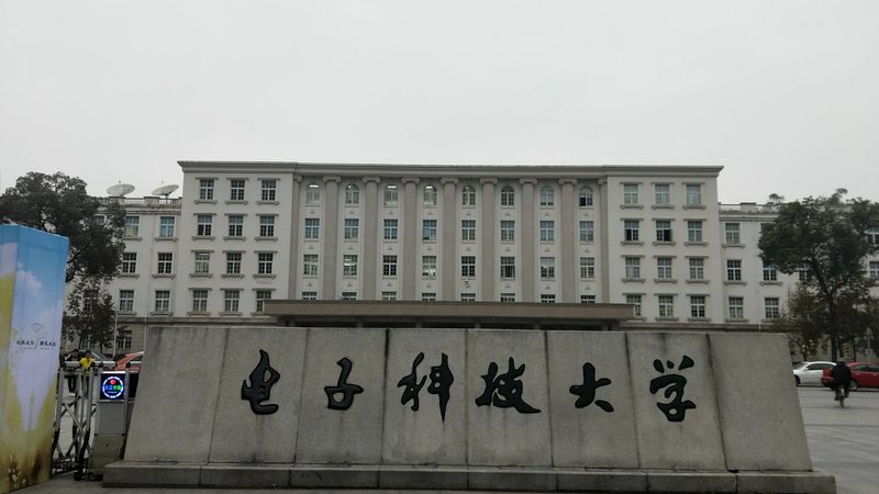电容补偿柜容量过大：影响及应对策略