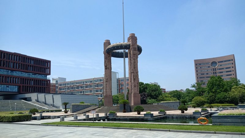 BMS代工与OEM厂家：揭秘两者之间的关键差异