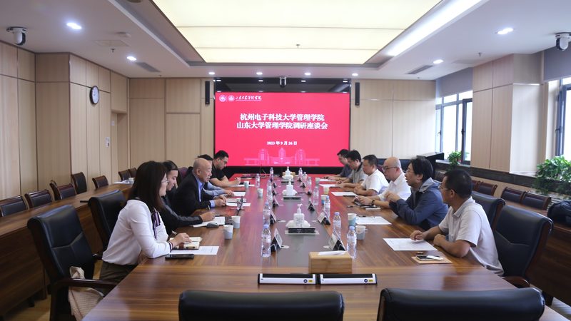 首先，对电子元件进行盘点，确保库存数据的准确性。盘点时，需注意以下几点：